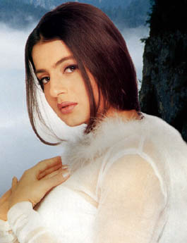 Amisha Patel - amisha_patel_007.jpg