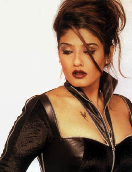 http://www.bollywoodpicturesonline.com/tb/raveena_tandon_007.jpg