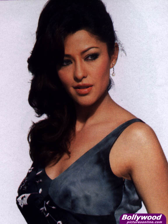 Aditi Govitrikar - aditi_govitrikar_007_om.jpg