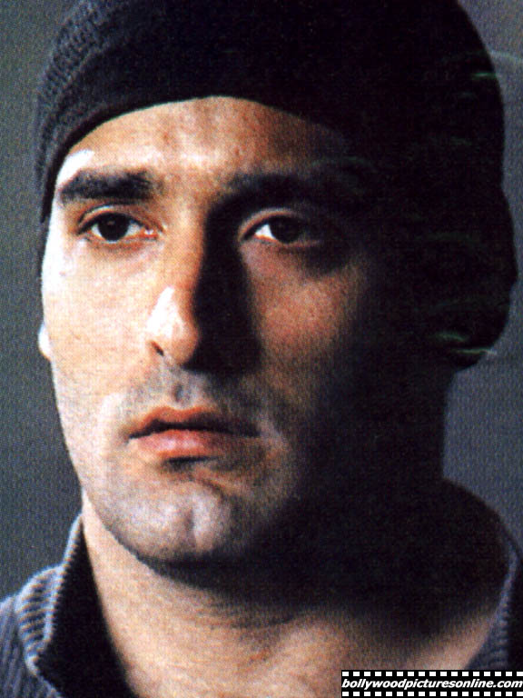 Akshaye Khanna - akshaye_khanna_011_tc.jpg