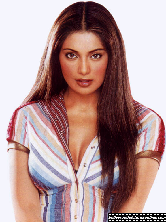 Bipasha Basu - bipasha_basu_004_yk.jpg