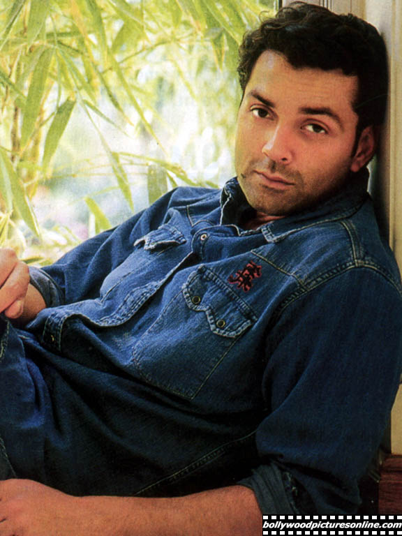 Bobby Deol - bobby_deol_013_um.jpg