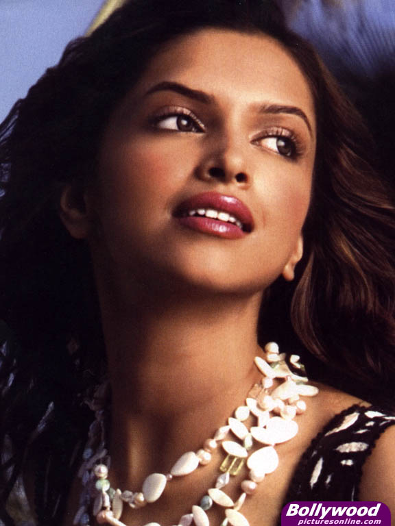 Deepika Padukone - deepika_padukone_007_vo.jpg