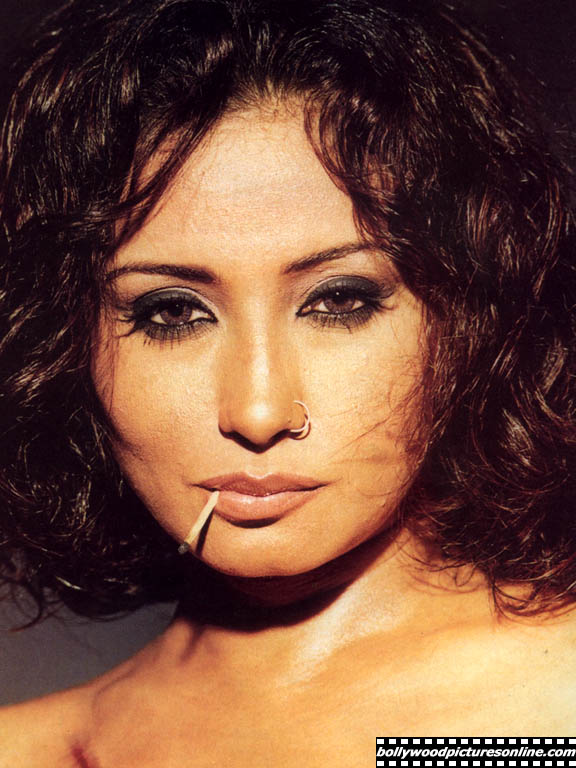 Divya Dutta - divya_dutta_004_cv.jpg