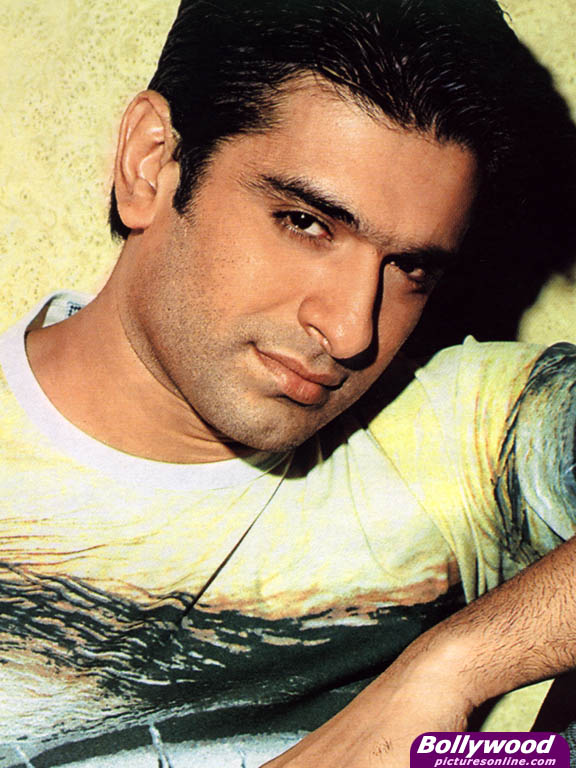 Eijaz Khan - eijaz_khan_002_es.jpg