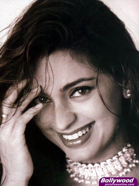 Juhi Chawla - juhi_chawla_007_qo.jpg