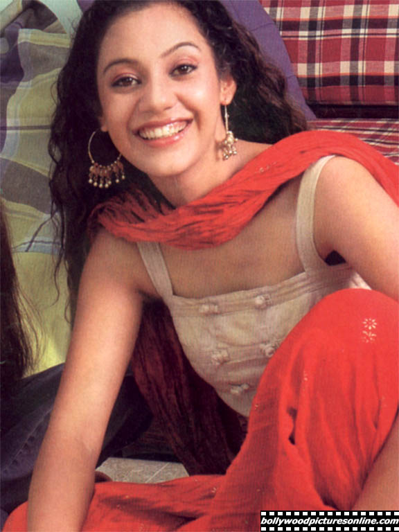 Karishma Randewa - karishma_randewa_001_bd.jpg