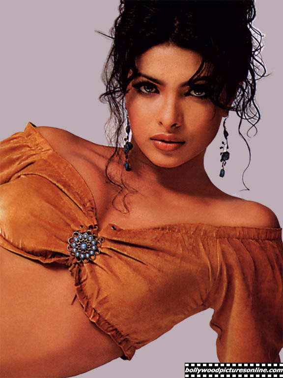 Priyanka Chopra - priyanka_chopra_005_hs.jpg