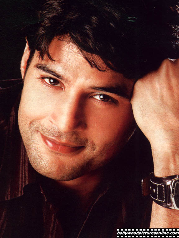 Rajeev Khandelwal - rajeev_khandelwal_005_bc.jpg