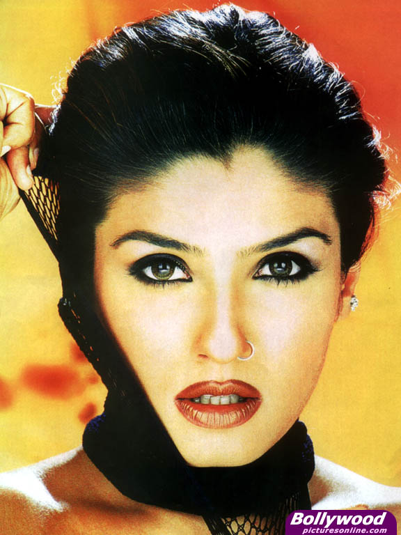 Raveena Tandon - raveena_tandon_002_og.jpg