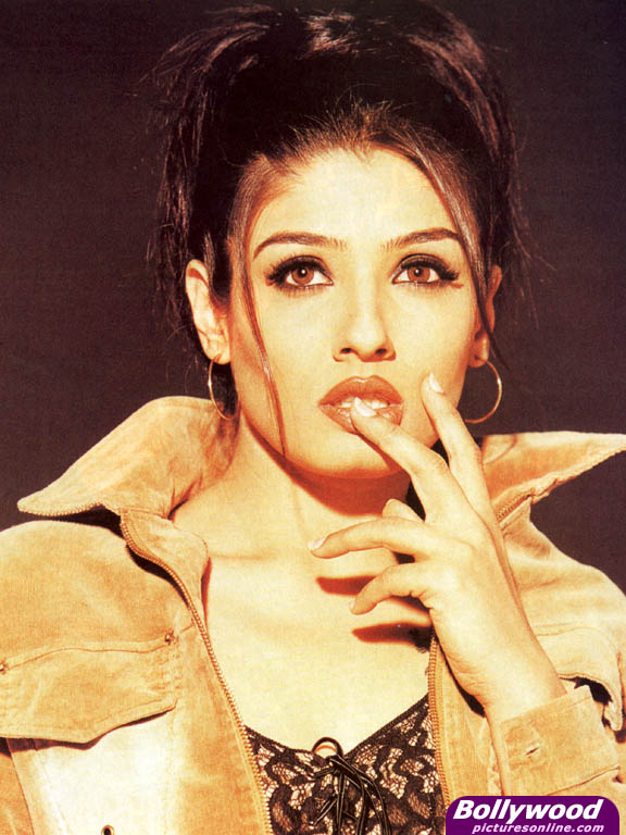 Raveena Tandon - raveena_tandon_008_of.jpg