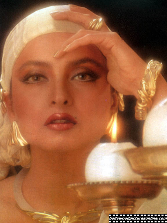 Rekha - rekha_011_ql.jpg