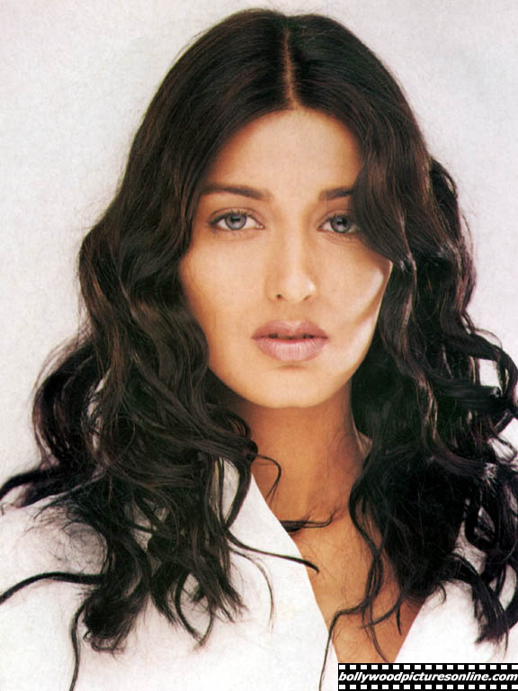 Sonali Bendre - sonali_bendre_011_pq.jpg