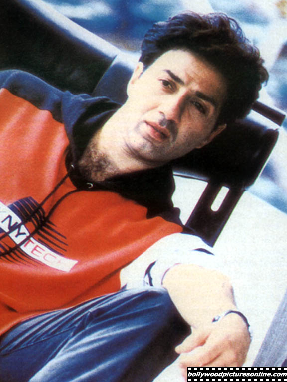 Sunny Deol - sunny_deol_013_gi.jpg