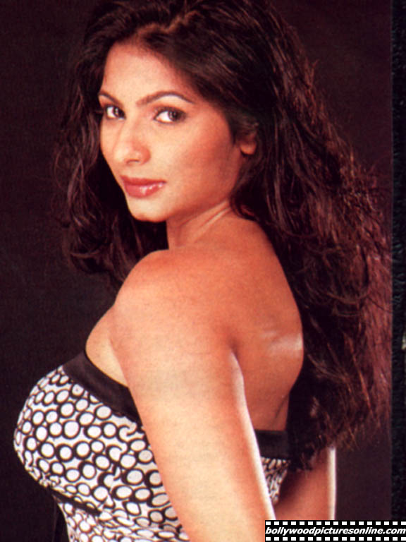 Tanisha Mukherjee - tanisha_mukherjee_002_qt.jpg