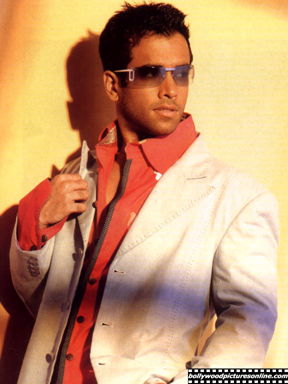 Tushar Kapoor - tushar_kapoor_007_pj.jpg