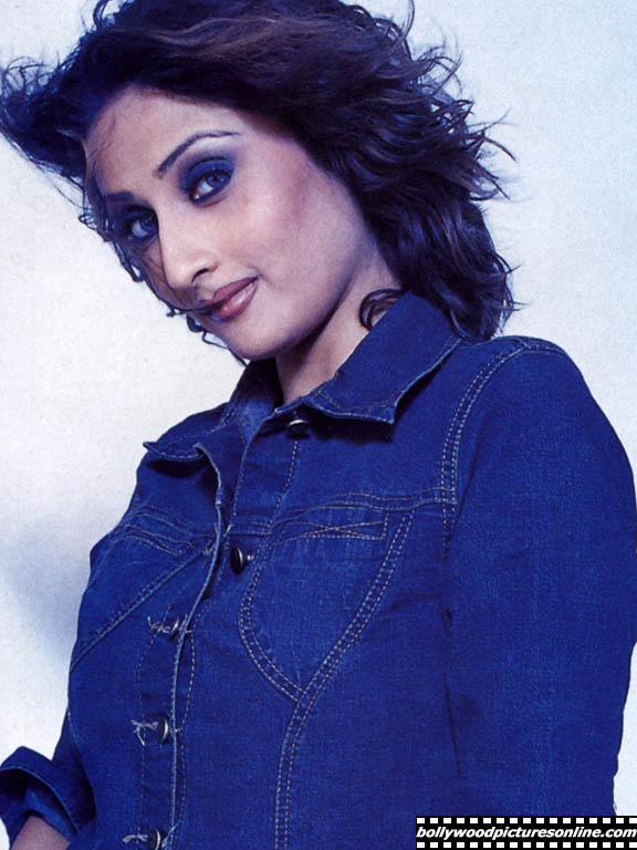 Urvashi Dholakia - urvashi_dholakia_002_wf.jpg