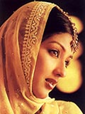 Sonali Bendre - sonali_bendre_010.jpg